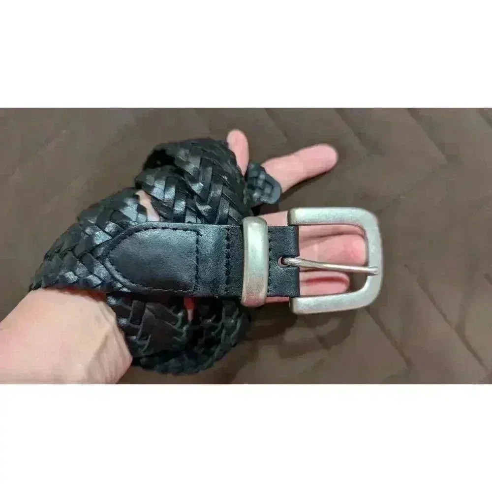 Braided black.leather belt w/ silver hardware size 42" made in Mexico